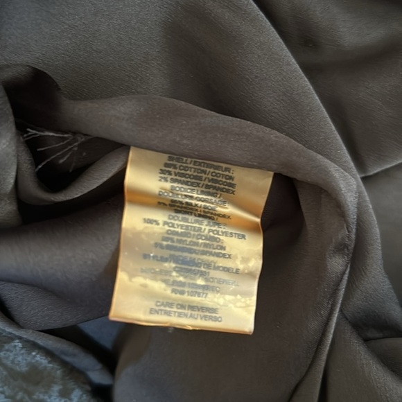 Alice + Olivia black brocade with peplum cocktail dress size 8 - Picture 16 of 16